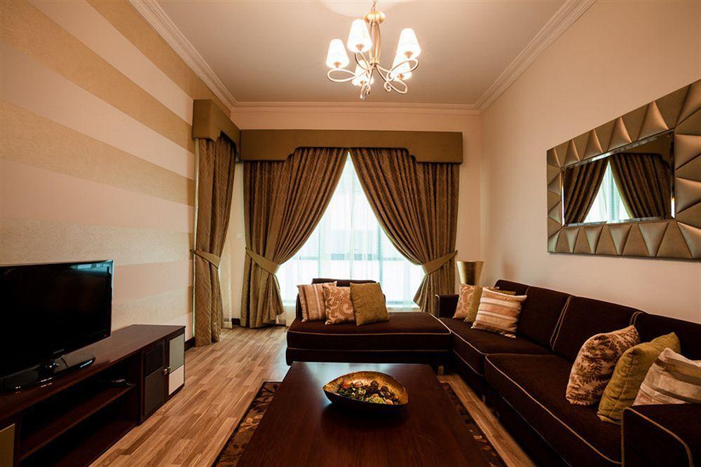 דובאי Al Waleed Holiday Homes מראה חיצוני תמונה