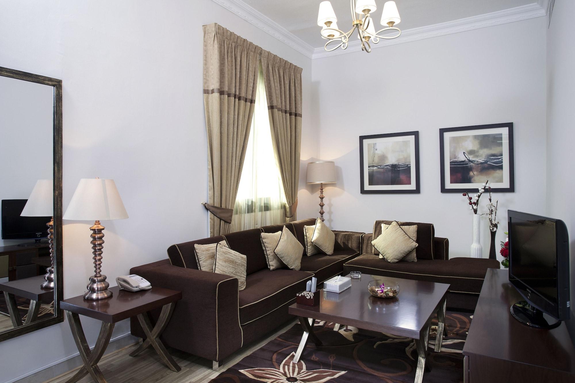 דובאי Al Waleed Holiday Homes מראה חיצוני תמונה