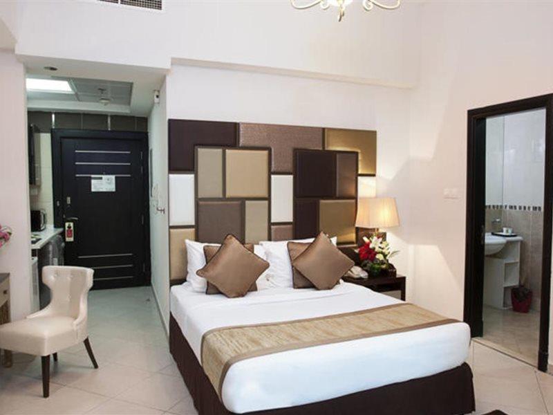 דובאי Al Waleed Holiday Homes מראה חיצוני תמונה